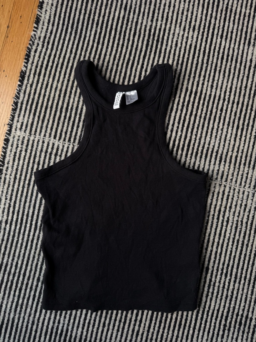 H&M Black Ribbed High-Neck Crop Tank Top
